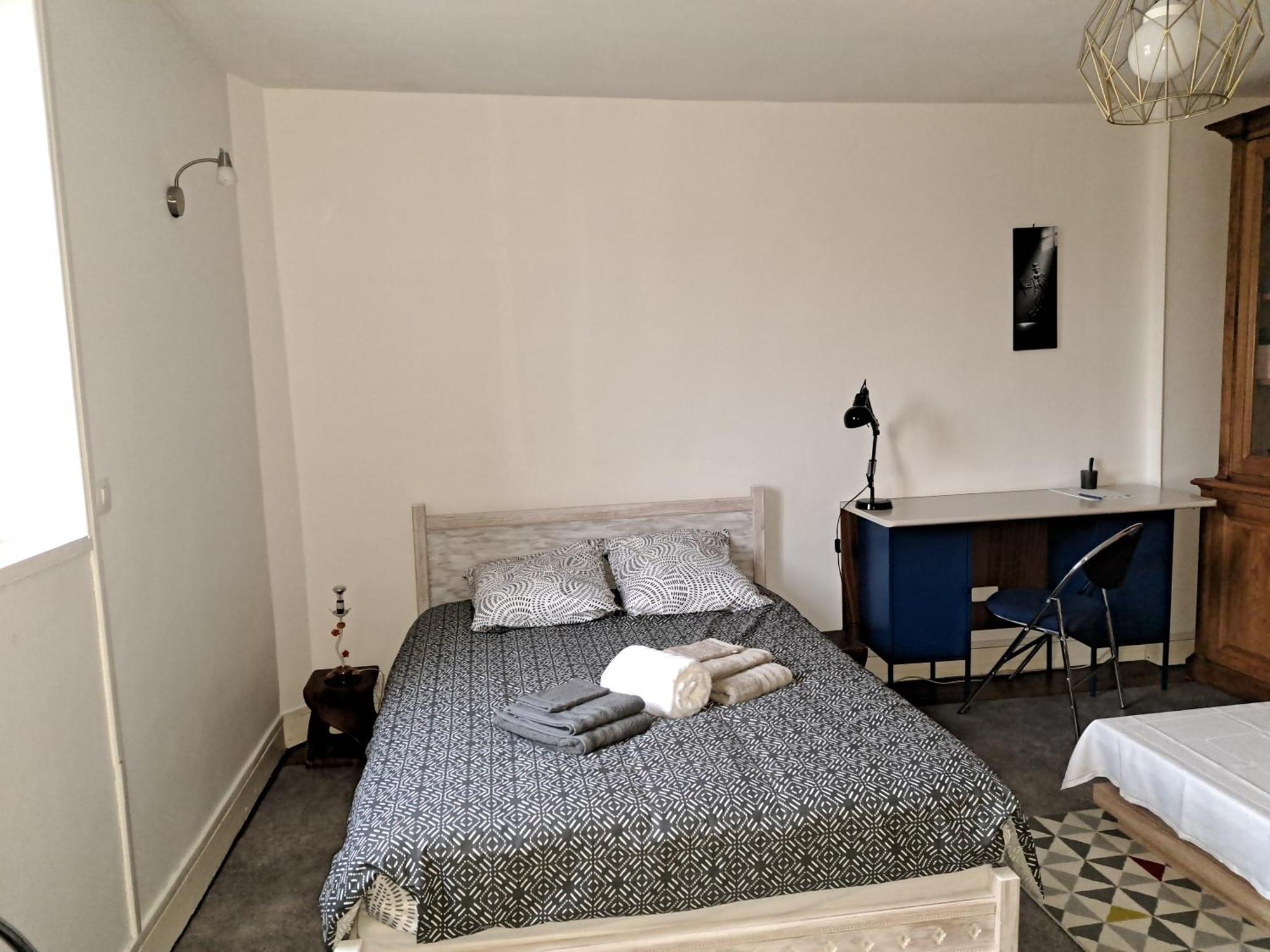 Les Chambres De Lucie-B&B - Petit Dej Inclus - Parking Prive - Proche Gare Versailles Rom bilde